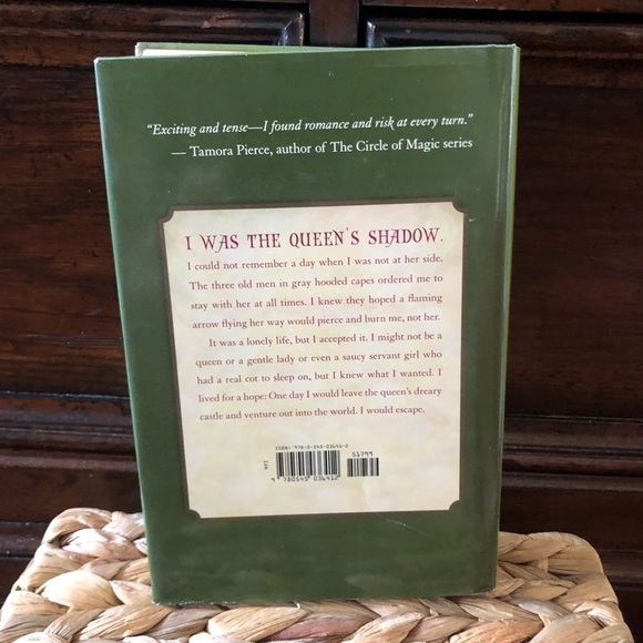 Shadow by: Jenny Moss hardback book - Picture 3 of 3